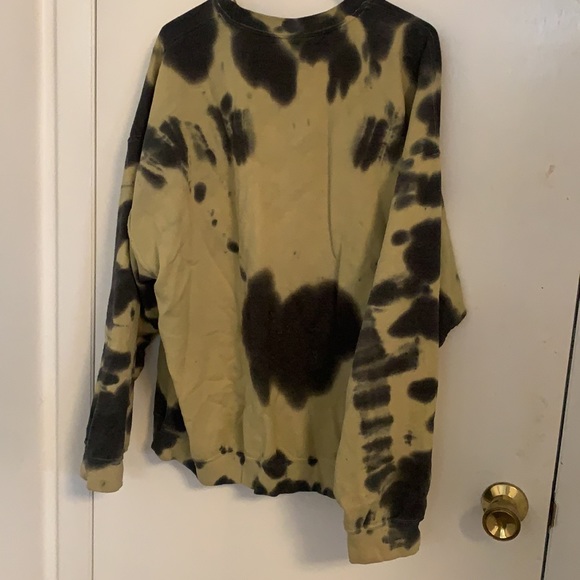 Tie dye pull over - Picture 2 of 4
